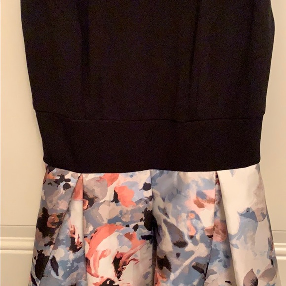 formal dress - Picture 4 of 5